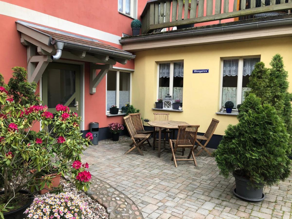 Ferienwohnung "Ankerplatz" Mit 2 Schlafzimmern Rheinsberg Exterior photo